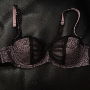 Victoria’s Secret Convertible Bra